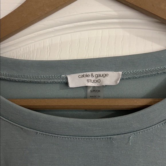 Basic Top - Picture 2 of 7